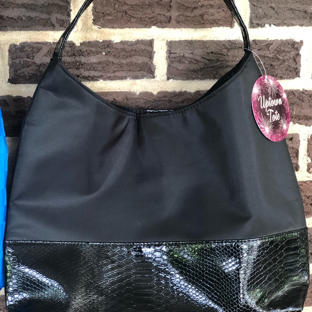 🔴SOLD🔴NEW TOTE•BEACH/TRAVEL/BOOK/MODELING WORK